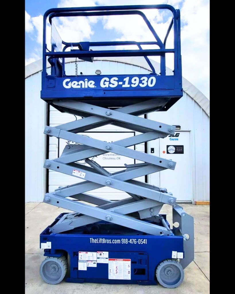Genie 1930 Scissor Lift