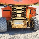 Rough Terrain Scissor Lift (1)
