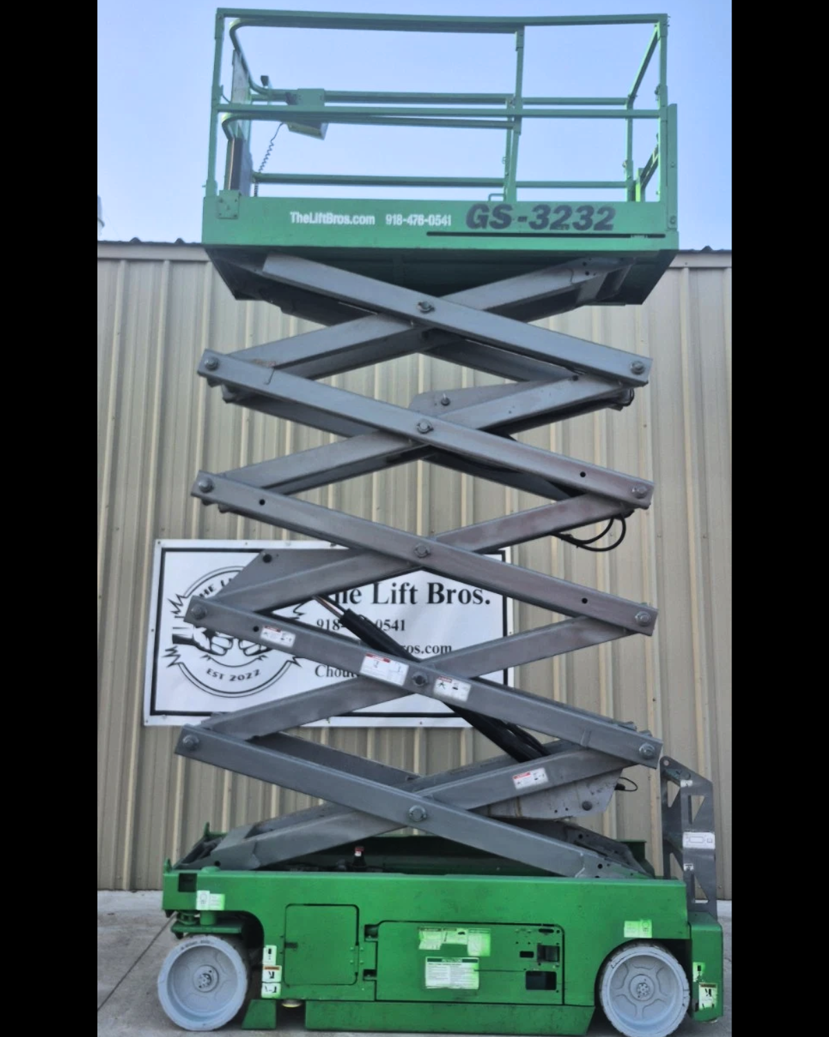Genie Scissor Lift