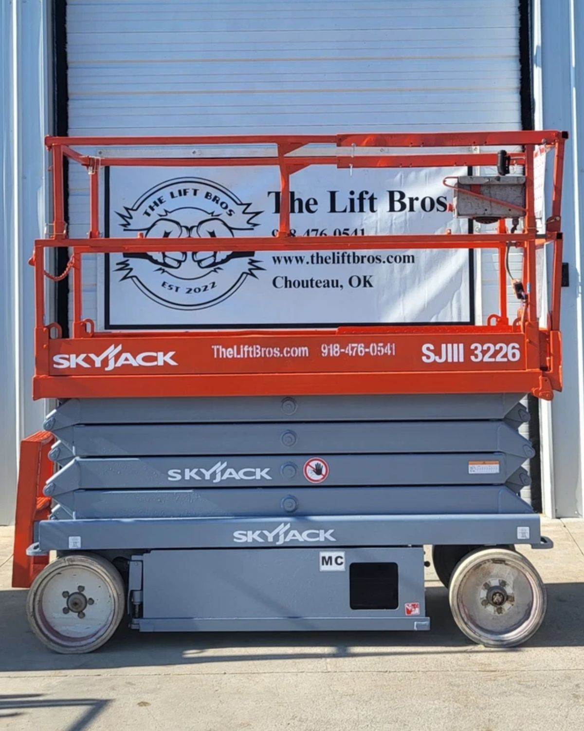 Skyjack 3226 Scissor Lift