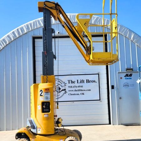 vertical mast boom lift